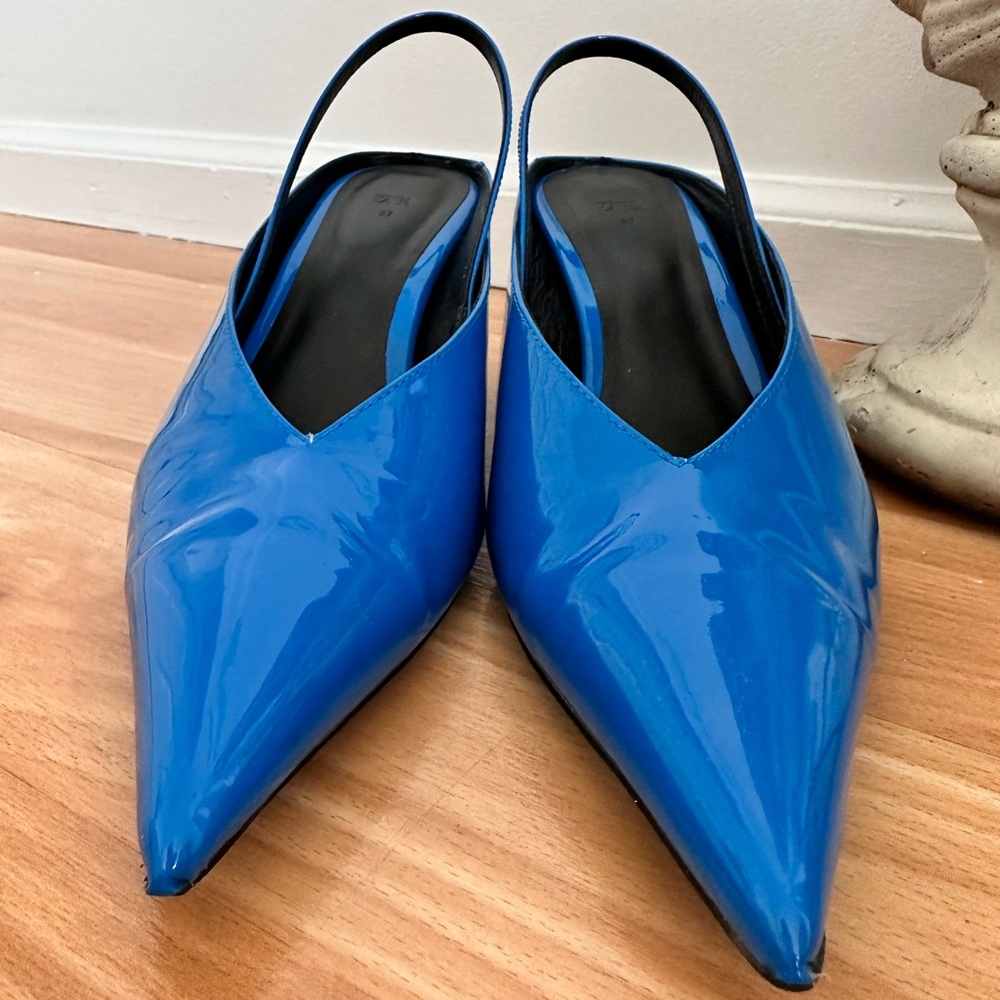 🛍️ZARA Shoes - Picture 2 of 10